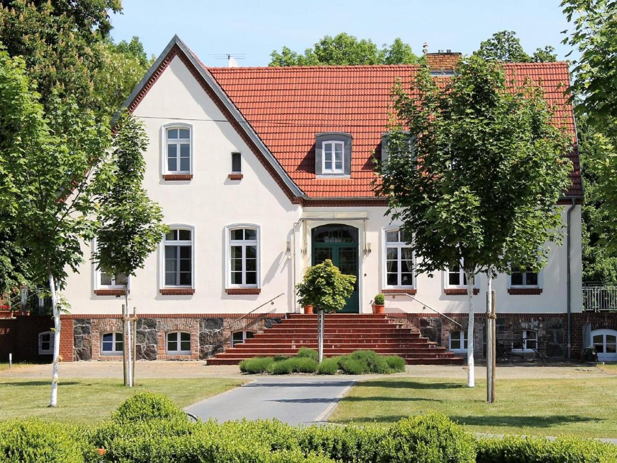 ViereckGutshof Marienthalアパートメント エクステリア 写真